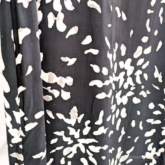 Jaeger Sleeveless Shift Dress – Black / White Floral Print – US 6 - Picture 7 of 16